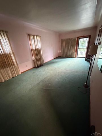 1516 Rose Street, Bay City, MI 48708