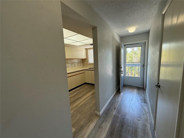 255 FENWICK DRIVE 18, Venice, FL 34285