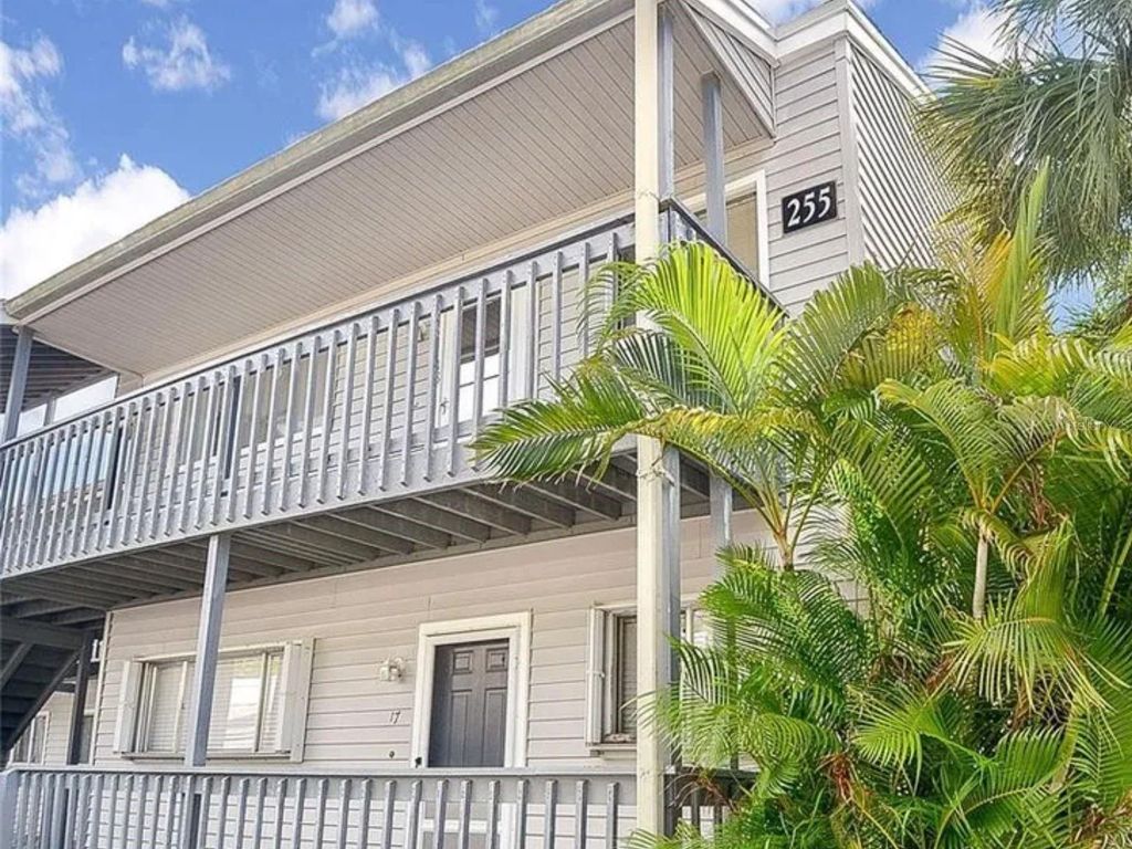 255 FENWICK DRIVE 18, Venice, FL 34285