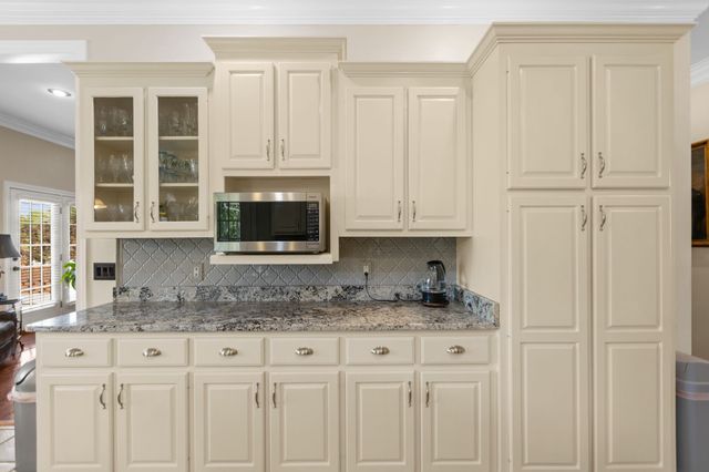 204 Wellsbrook Cir, Fayetteville, TN 37334