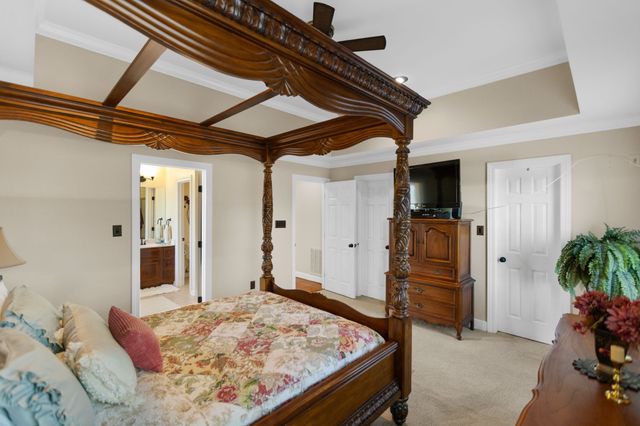 204 Wellsbrook Cir, Fayetteville, TN 37334
