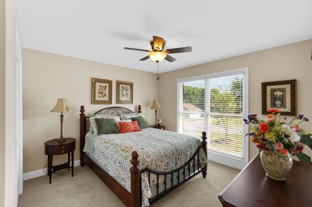 204 Wellsbrook Cir, Fayetteville, TN 37334