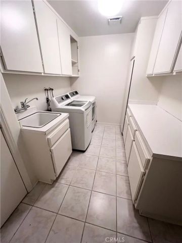 10209 Oakdale, Chatsworth, CA 91311