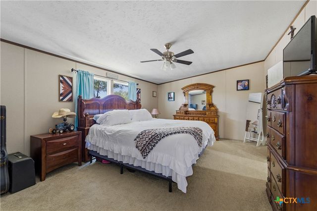 733 Private Road 1507, Bandera, TX 78003