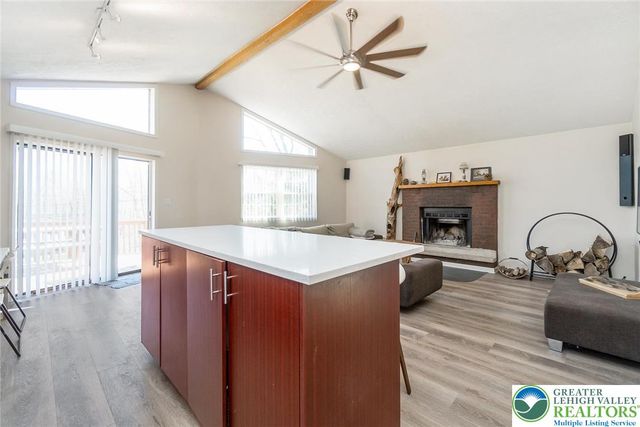162 Acorn Lane, Polk Twp, PA 18058