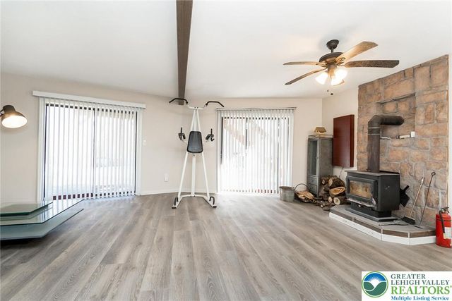 162 Acorn Lane, Polk Twp, PA 18058