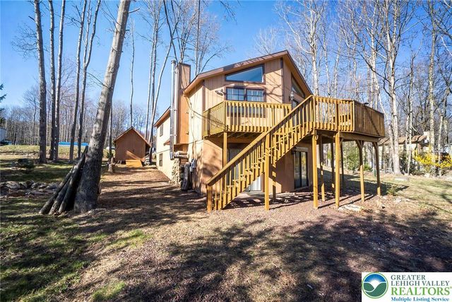 162 Acorn Lane, Polk Twp, PA 18058