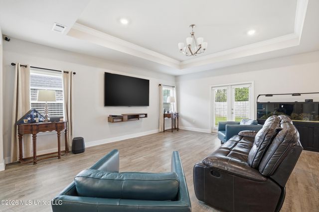 6001 Penni Lane, Ocean Springs, MS 39564