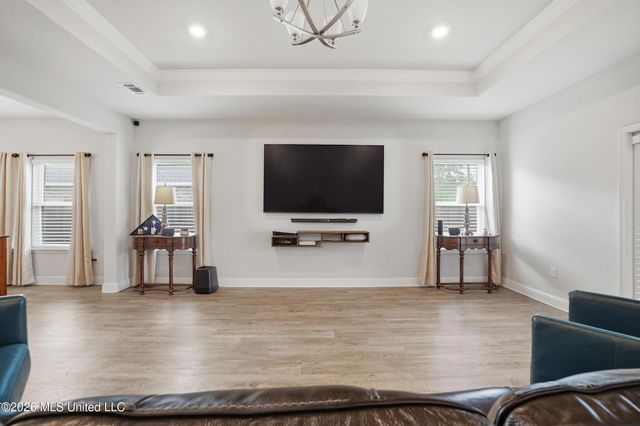 6001 Penni Lane, Ocean Springs, MS 39564