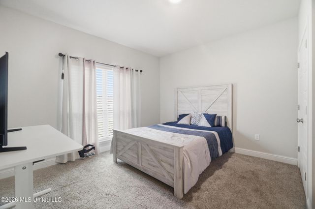 6001 Penni Lane, Ocean Springs, MS 39564