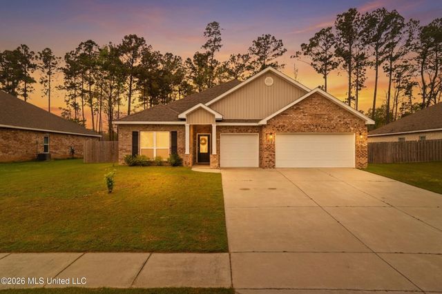 6001 Penni Lane, Ocean Springs, MS 39564