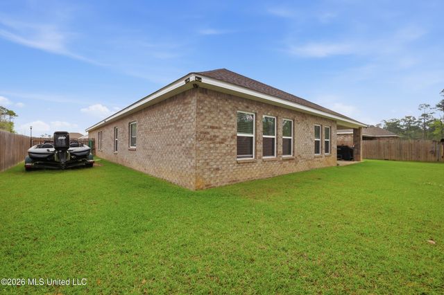 6001 Penni Lane, Ocean Springs, MS 39564
