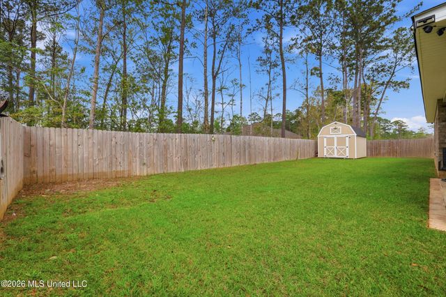 6001 Penni Lane, Ocean Springs, MS 39564