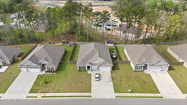 6001 Penni Lane, Ocean Springs, MS 39564