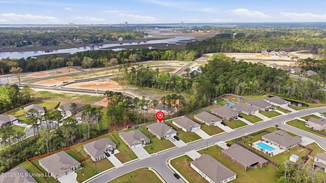 6001 Penni Lane, Ocean Springs, MS 39564