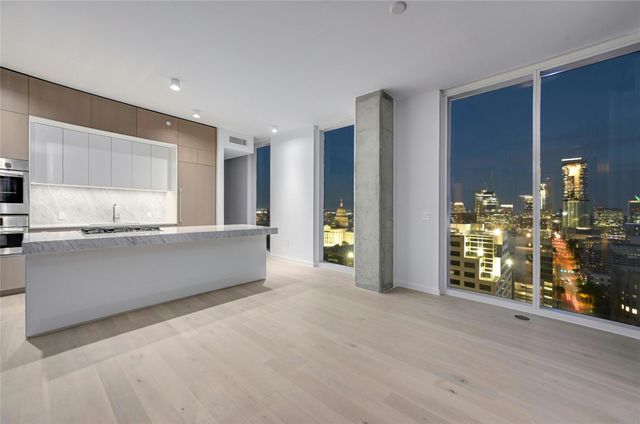 313 W 17th ST 2305, Austin, TX 78701