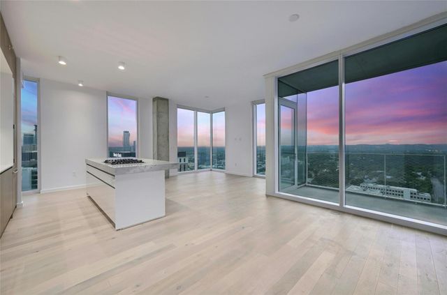 313 W 17th ST 2305, Austin, TX 78701