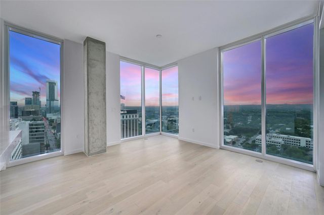 313 W 17th ST 2305, Austin, TX 78701