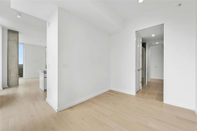 313 W 17th ST 2305, Austin, TX 78701