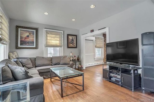 30 Montebello Road, Suffern, NY 10901