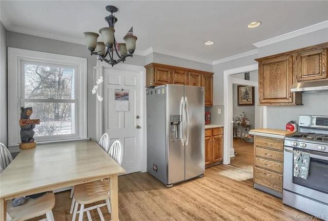 30 Montebello Road, Suffern, NY 10901