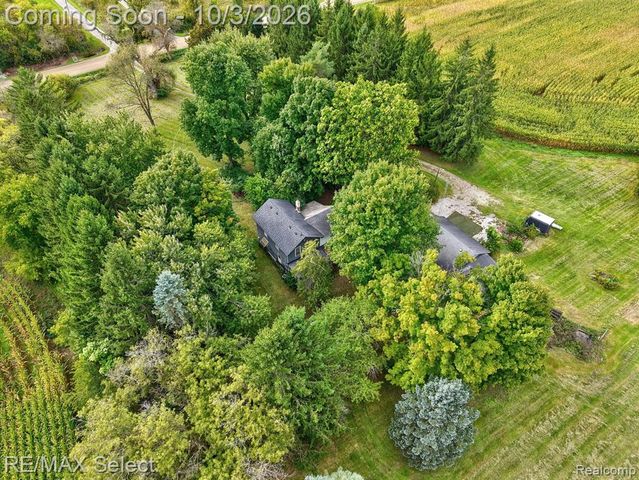 8296 N Center Road, Mount Morris, MI 48458