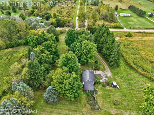 8296 N Center Road, Mount Morris, MI 48458