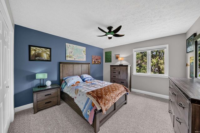 50738 Pickett Ridge Court, Granger, IN 46530