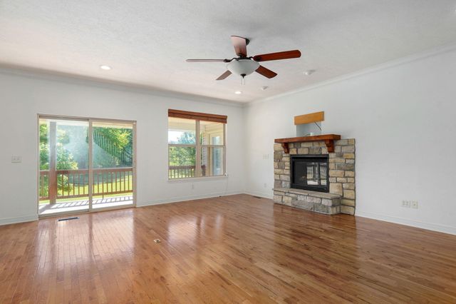 2732 S Fr 241, Rogersville, MO 65742