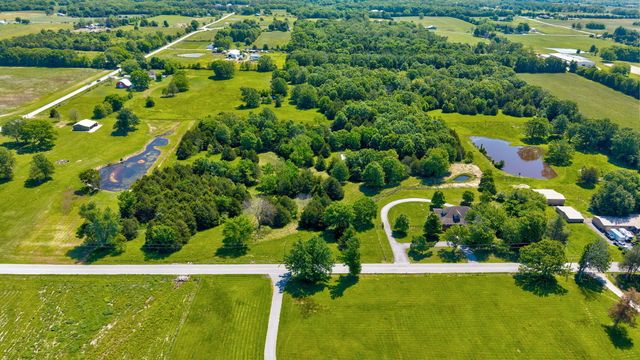 2732 S Fr 241, Rogersville, MO 65742