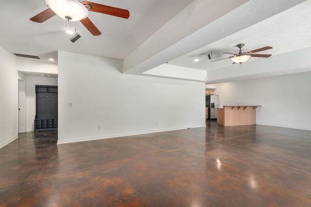2732 S Fr 241, Rogersville, MO 65742