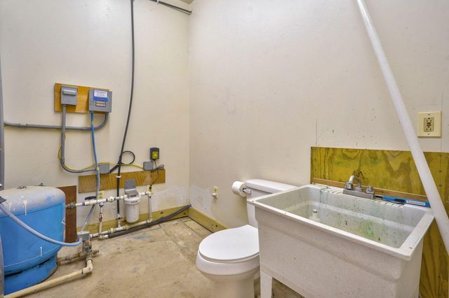 2732 S Fr 241, Rogersville, MO 65742