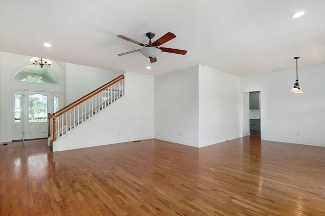 2732 S Fr 241, Rogersville, MO 65742