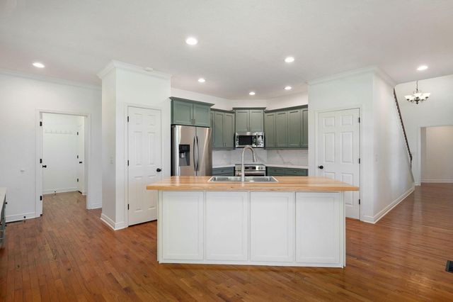 2732 S Fr 241, Rogersville, MO 65742