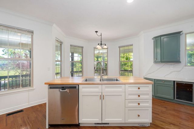 2732 S Fr 241, Rogersville, MO 65742