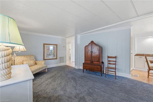 502 Pine Tree CT, North Fort Myers, FL 33917