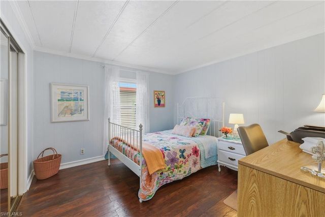 502 Pine Tree CT, North Fort Myers, FL 33917