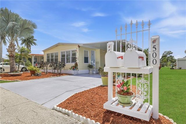 502 Pine Tree CT, North Fort Myers, FL 33917