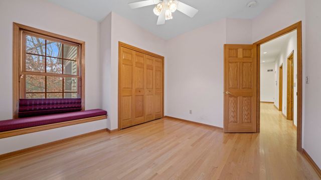 606 SLIPPERY ROCK Drive, Dixon, IL 61021