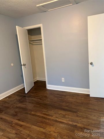 3512 Jonquil Street, Charlotte, NC 28211