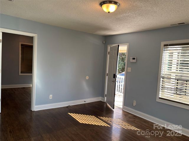 3512 Jonquil Street, Charlotte, NC 28211