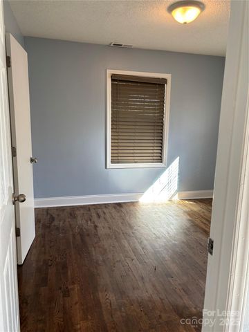 3512 Jonquil Street, Charlotte, NC 28211