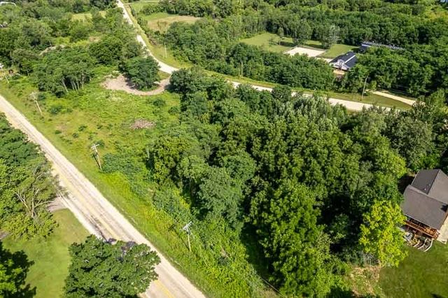 7902 Prairie Hill Road, South Beloit, IL 61080