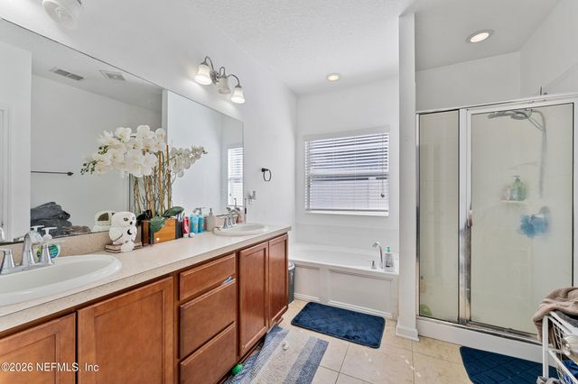 16229 MAGNOLIA GROVE Way, Jacksonville, FL 32218