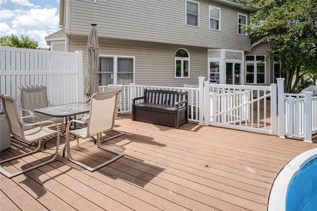 5 Alton Way, Henrietta, NY 14586