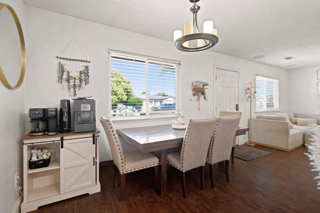 6218 Don Court, Riverbank, CA 95367