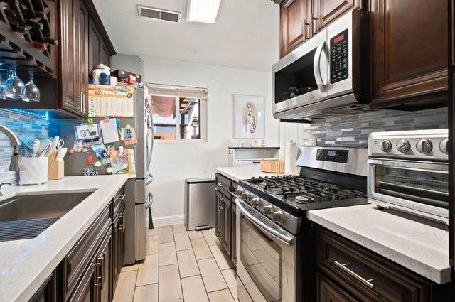 6218 Don Court, Riverbank, CA 95367