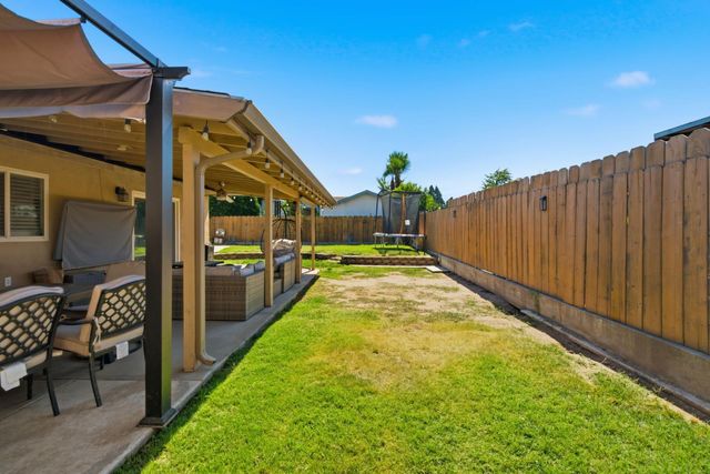 6218 Don Court, Riverbank, CA 95367