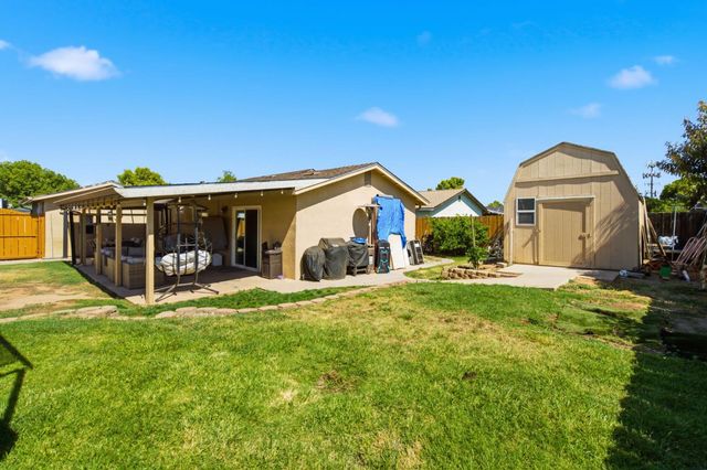 6218 Don Court, Riverbank, CA 95367