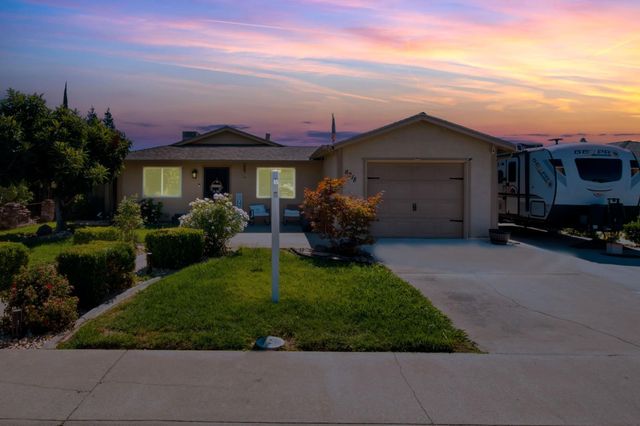 6218 Don Court, Riverbank, CA 95367